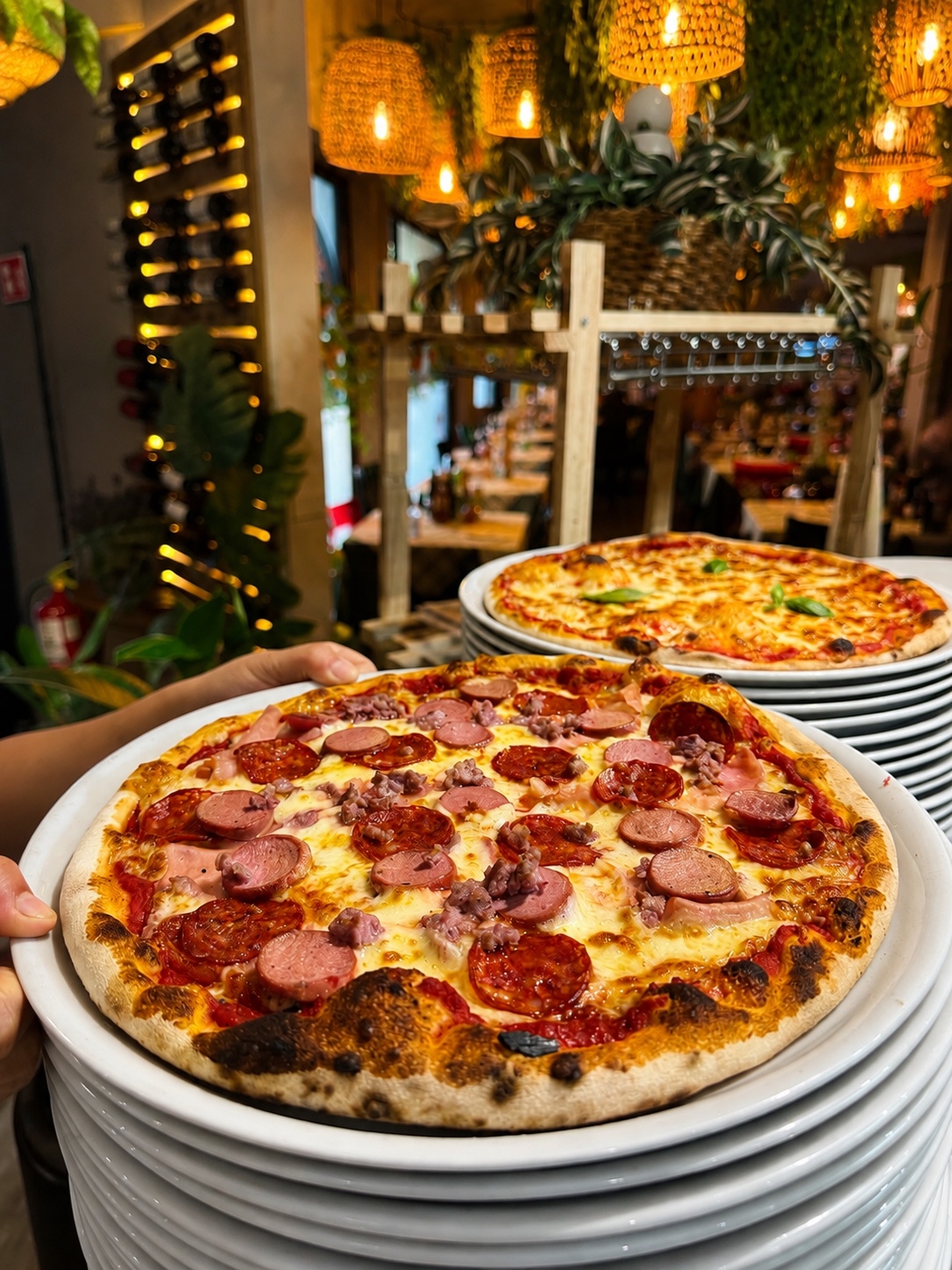 Pizza classica e pinsa romana L'Oliveto